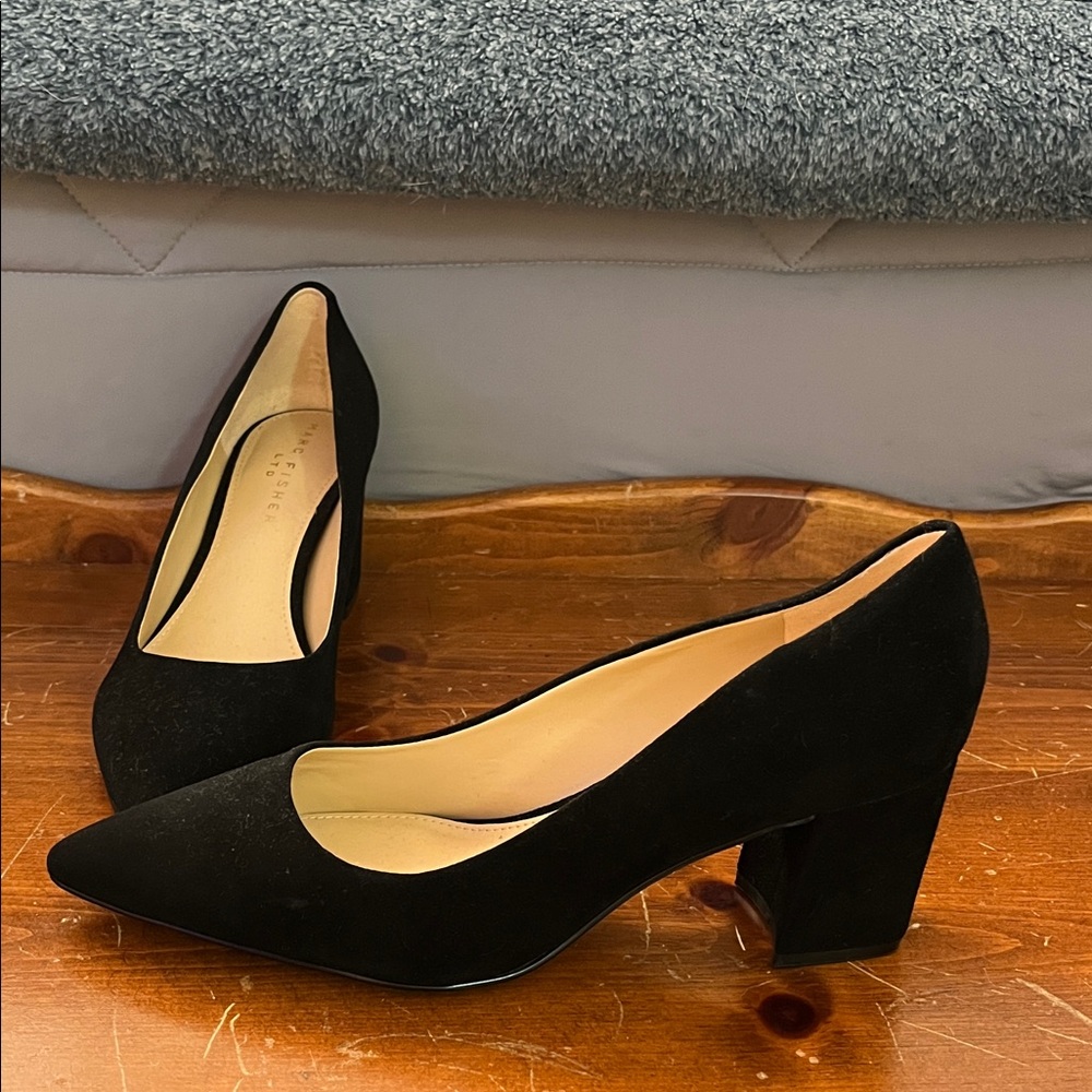 Marc Fisher Elegant Black Women's Heels- Size 9 1/2 M. NWT - Picture 4 of 6